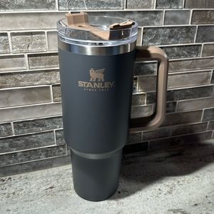 Stanley 40oz Tumbler